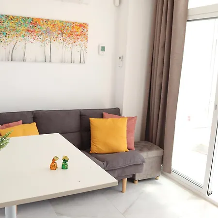 Sunset Sunny Verdiales Terrace & Sea Views Daire *