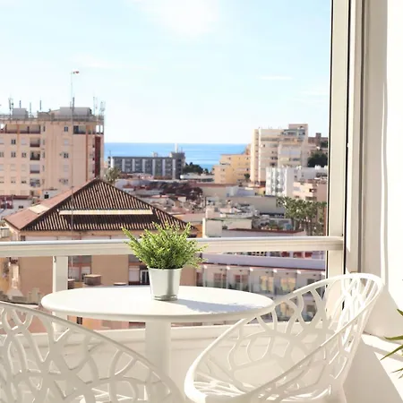 아파트 Sunset Sunny Verdiales Terrace & Sea Views